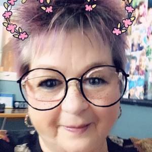 Meet your Posher, Beverly